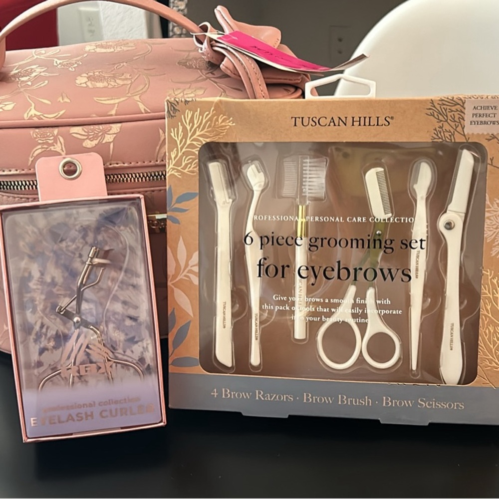Eyebrows grooming set and eyelash curlers